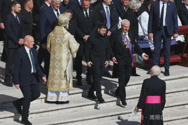 兴盛网 教皇葬礼：热烈掌声献给泽连斯基，梵蒂冈教廷破例安排C位